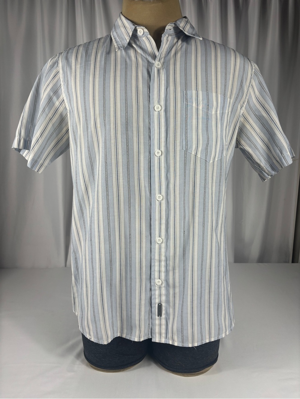 O'Neill Men's Large Striped Button Down Casual Surf Shirt Blue White